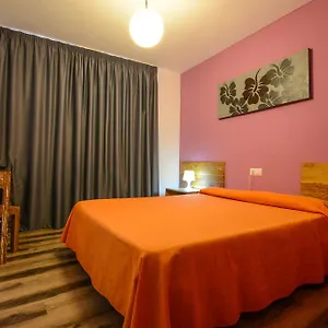 Guest house Hostal Ancora, Lloret de Mar